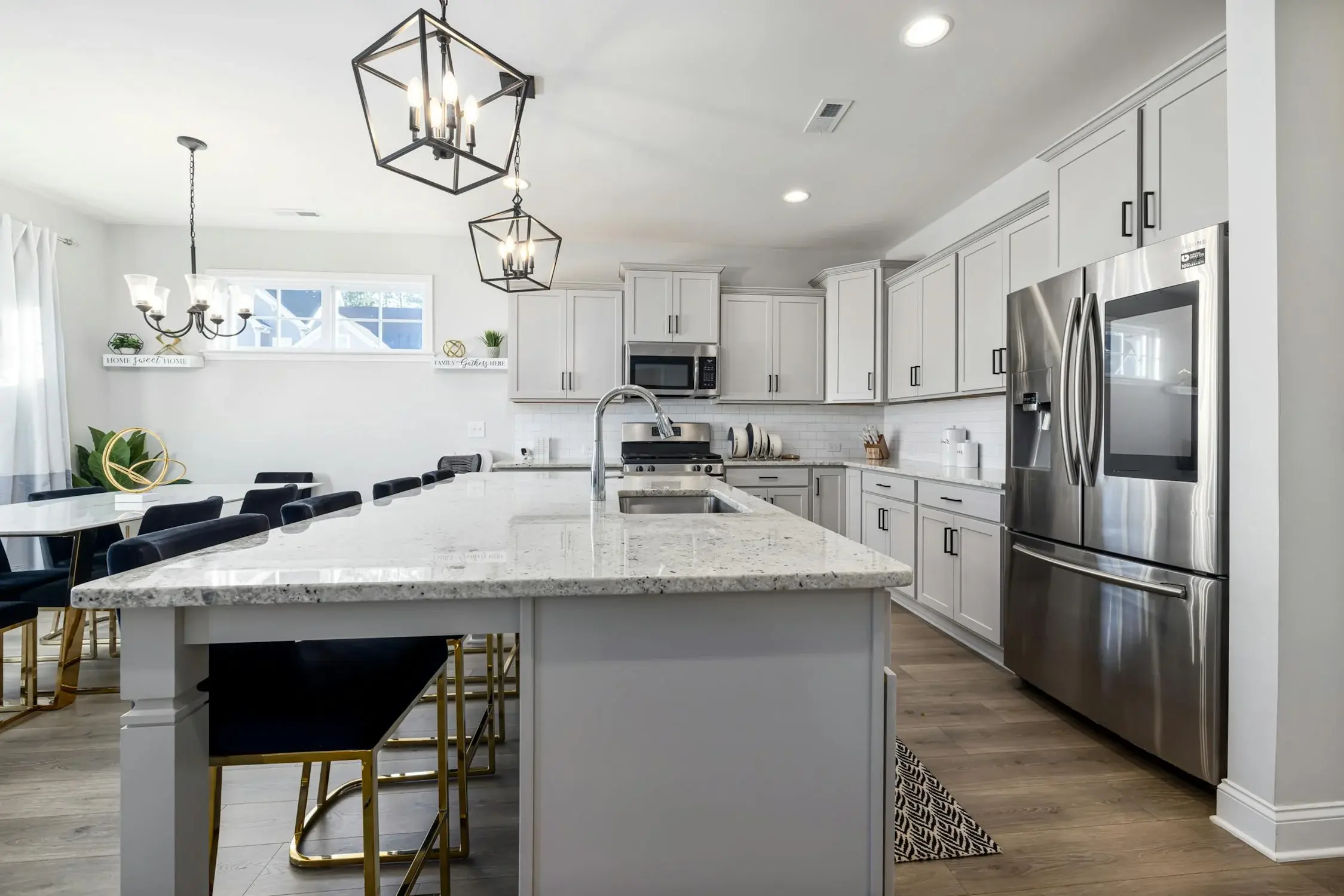 Bright clean kitchen after professional cleaning service in Calgary
