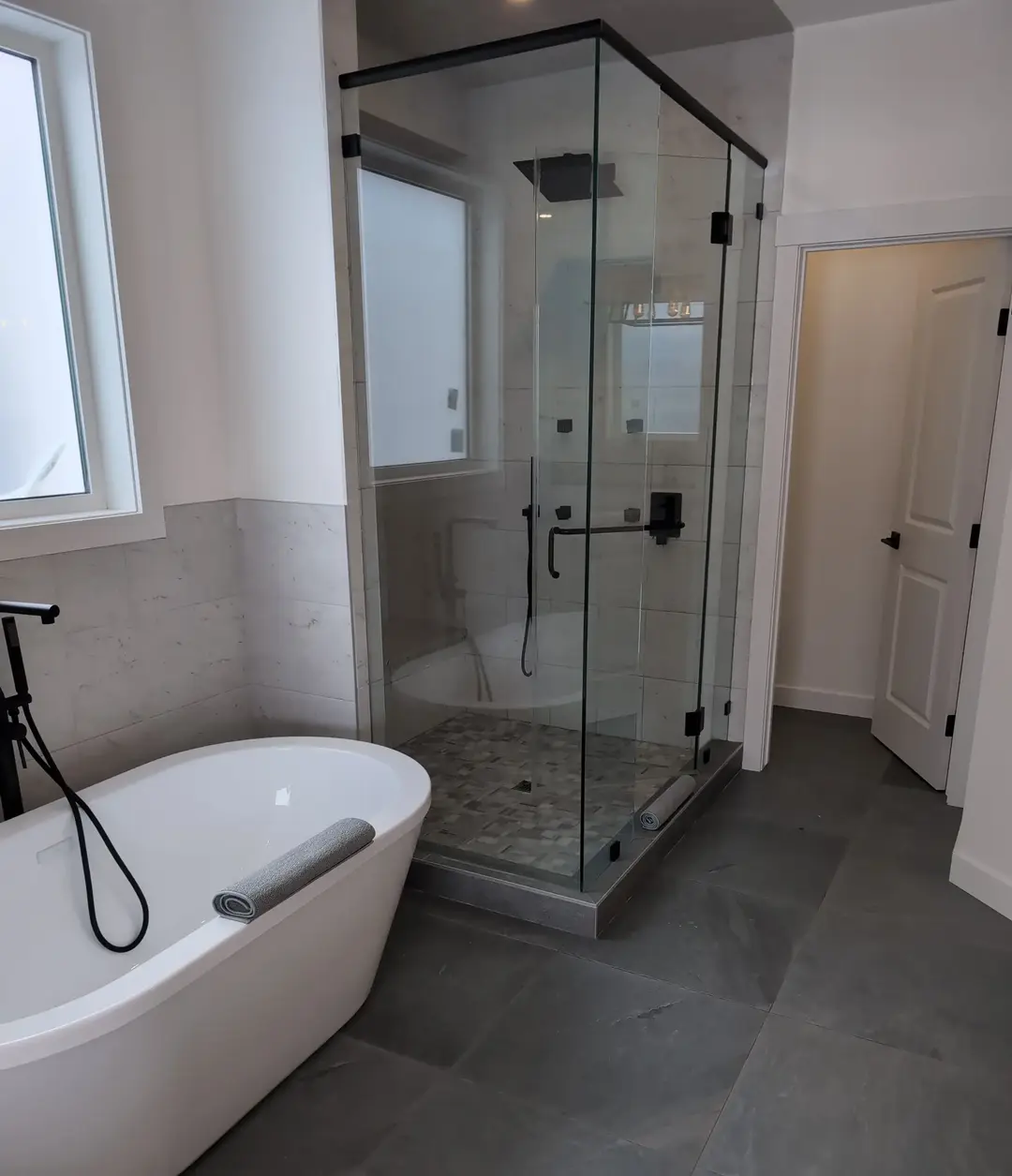 Bright living room cleaned by SJR Cleans Calgary